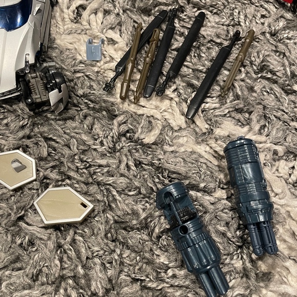 Hasbro Transforms Bundle Movie Classic Toys Memorabilia Collectible - Picture 8 of 8